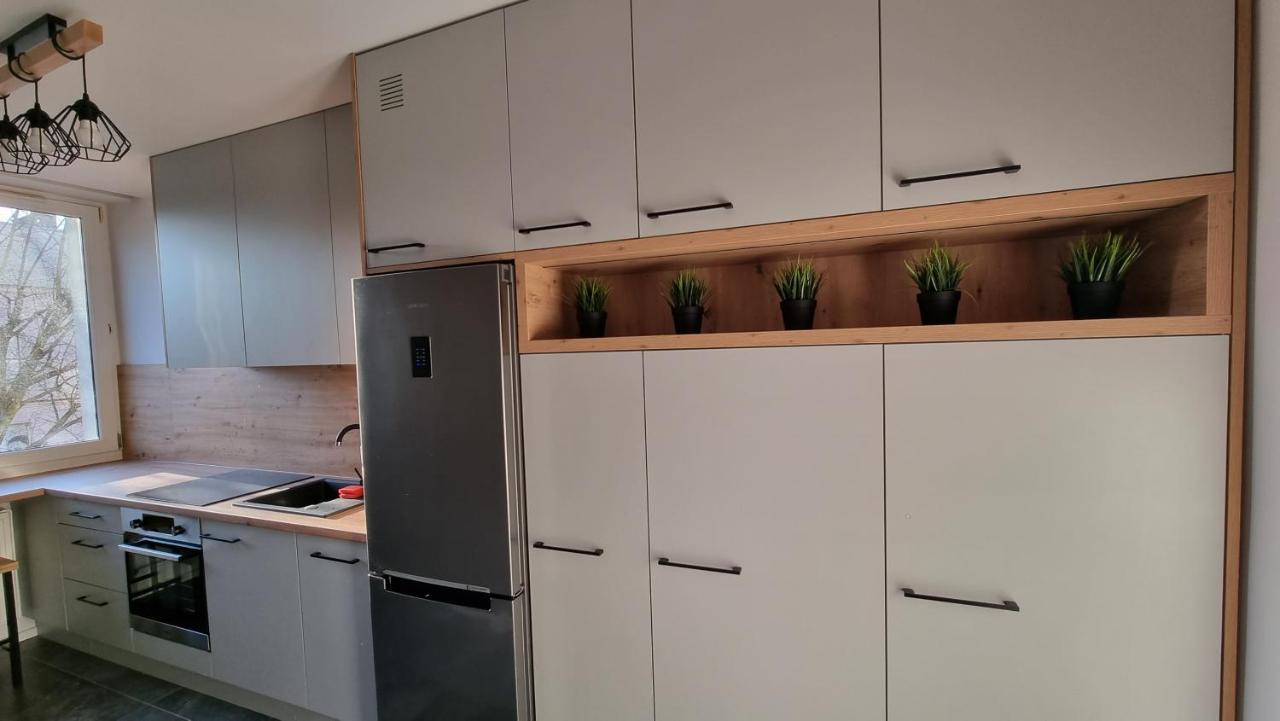 צ'סטוצ'ובה Apartament W Centrum מראה חיצוני תמונה
